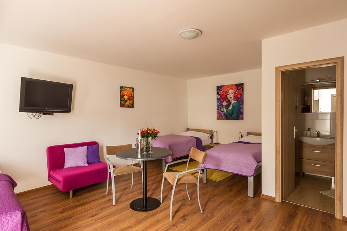 Apartmany Tereza & Free Parking 브라티슬라바 외부 사진
